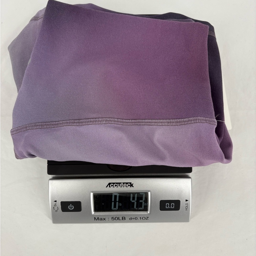 Lululemon Lululemon Align High-Rise Short 4"
Aurora Haze Purple Multi - Picture 10 of 14